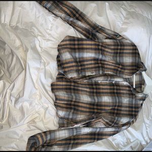 Cropped tan white and black flannel